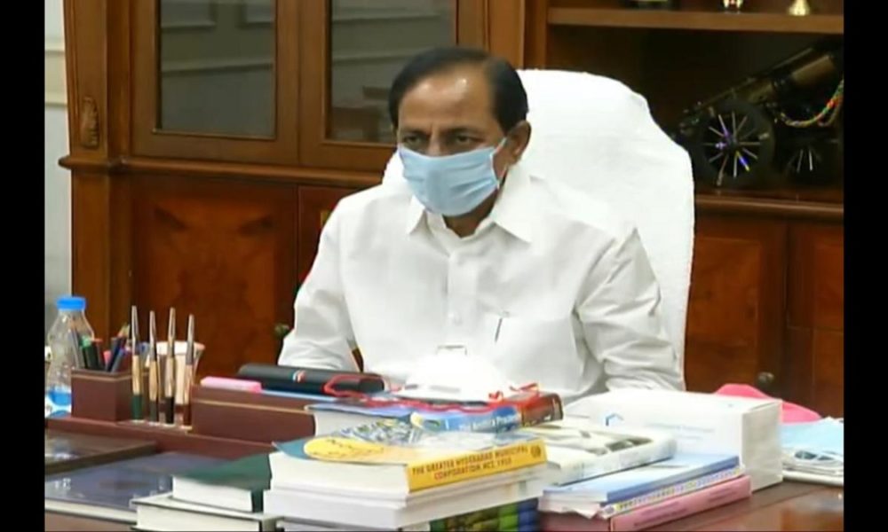 KCR faces flak over migrant labour crisis