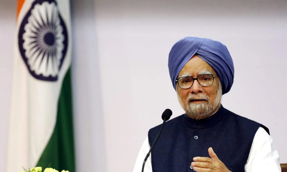 Manmohan Singh arrives in wheelchair to vote for President