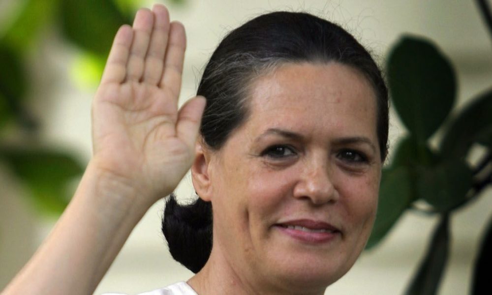 Sonia Gandhi calls a meeting of 18 leaders to take on Modi govt