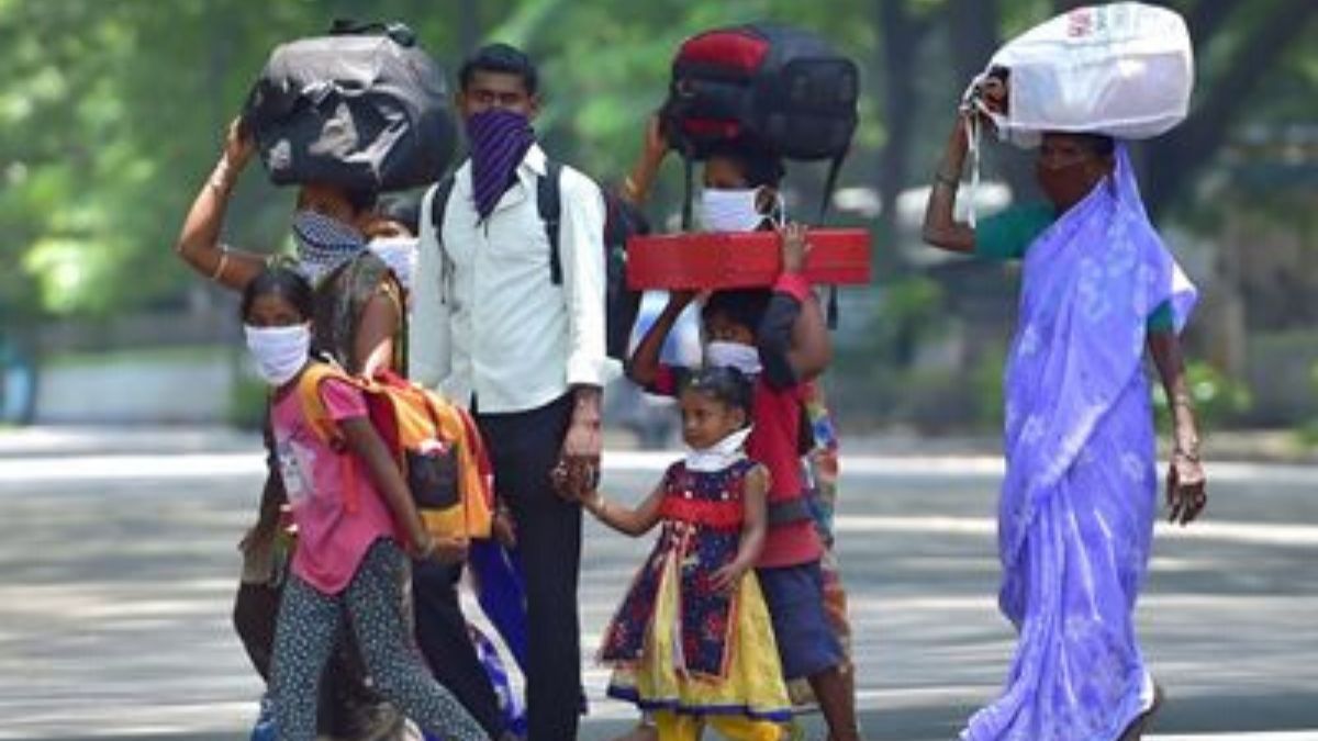 Two pregnant women walk 1,500 km to reach home in Bengal