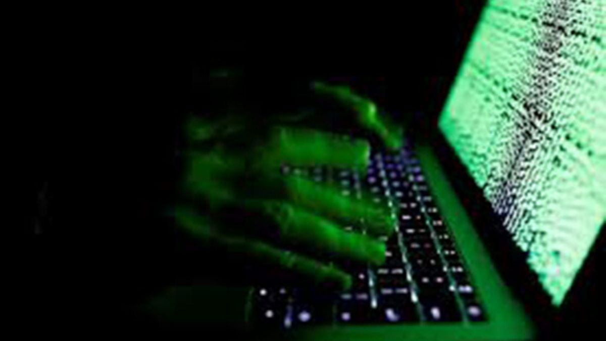 ﻿CYBER CELL OF KASHMIR POLICE BUSTS GANG OF ONLINE FRAUDSTERS