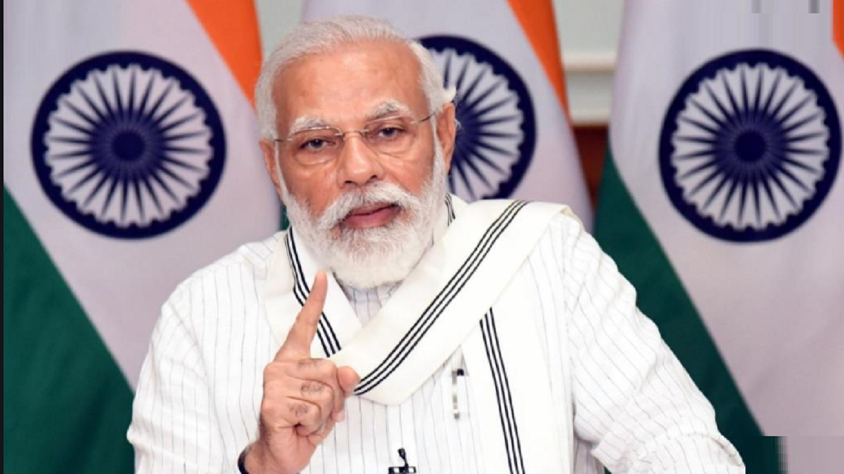 PM Modi discusses flood and rescue operations with 6 CMs