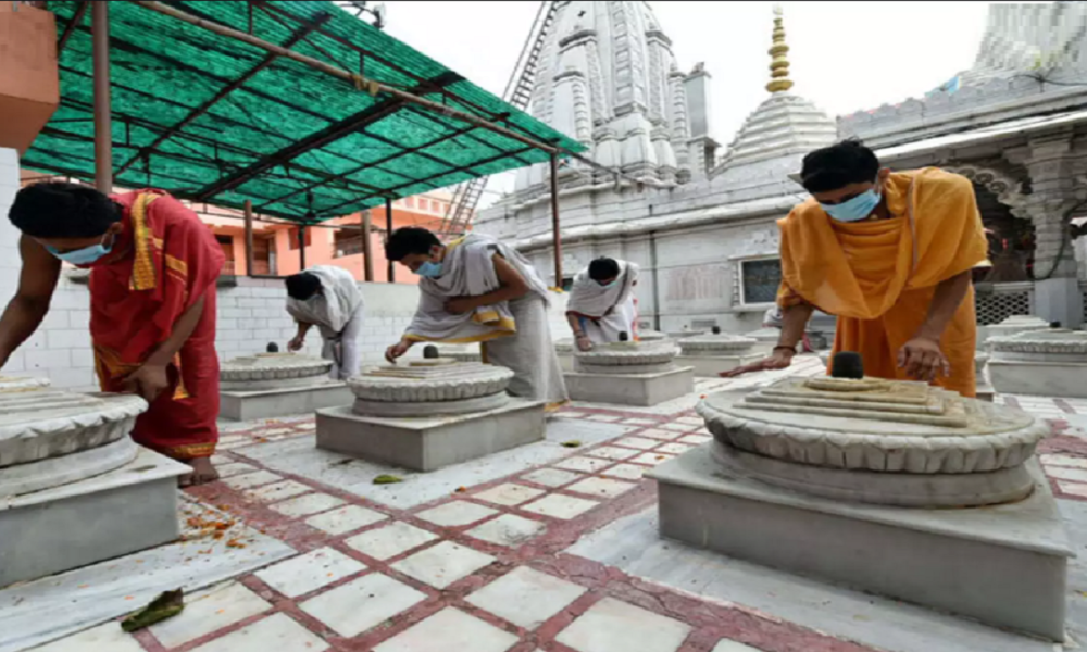 VHP to help Covid-hit priests of Delhi’s 1,000 temples