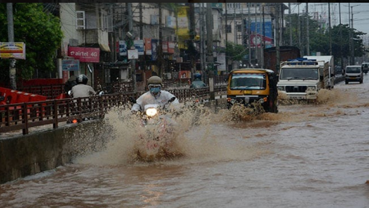 Heavy rainfall in Nepal sets flood alarm ringing in Bihar