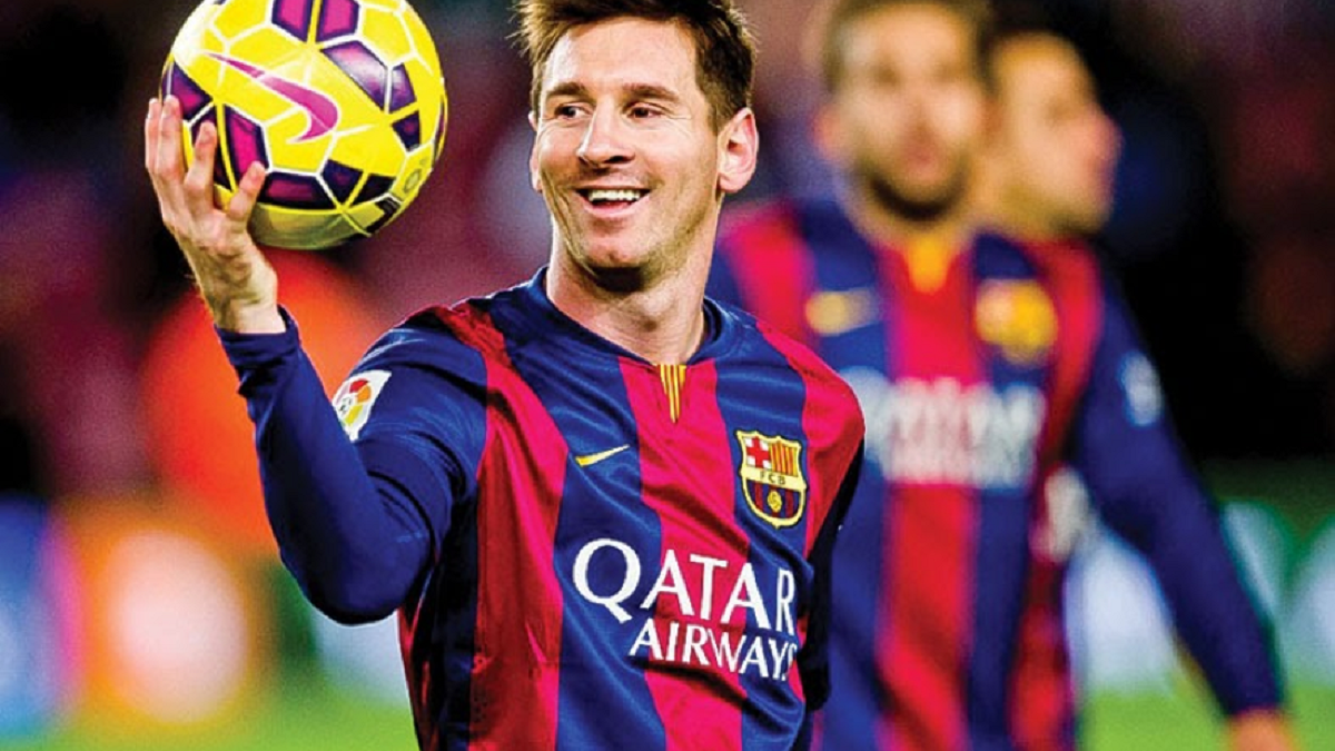 MESSI SURPASSES PELE AND CREATES A NEW RECORD