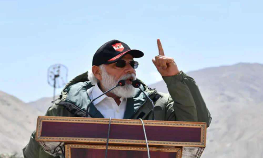 PM Modi takes Dragon by surprise, lands in Ladakh to warn China