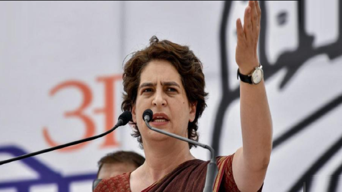 Priyanka asked to vacate Delhi bungalow, Cong targets govt
