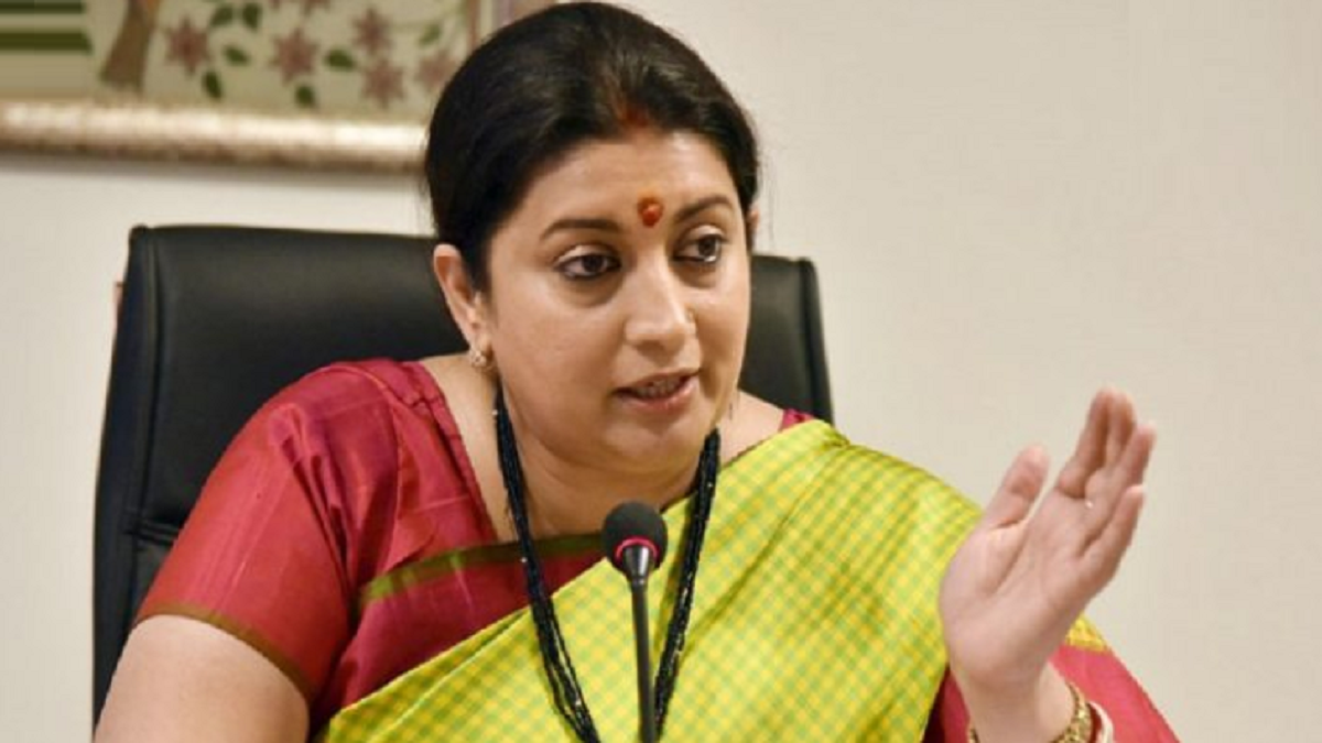 SMRITI ACCUSES RAHUL AND SONIA OF MISGUIDING FARMERS, ASKS IF THEY ARE FARMERS