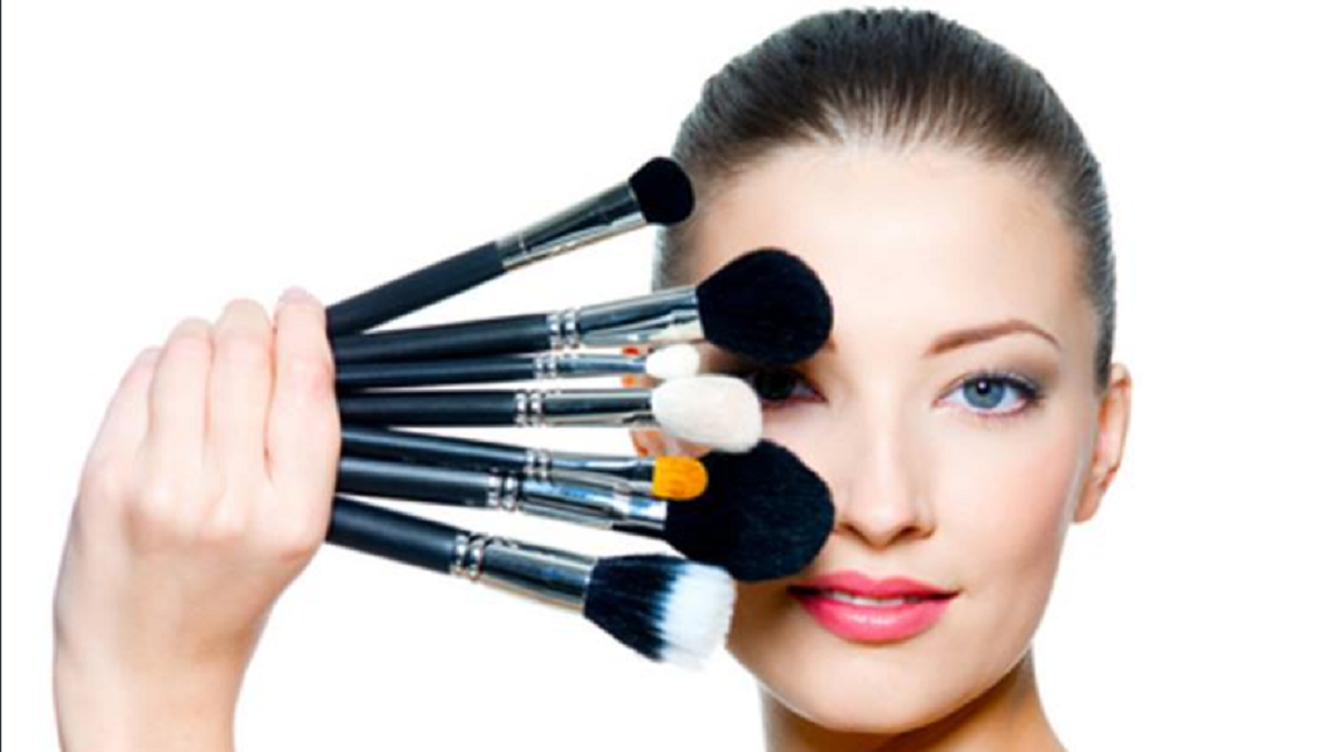 Beauty & makeup tips to look Insta-worthy this Raksha Bandhan