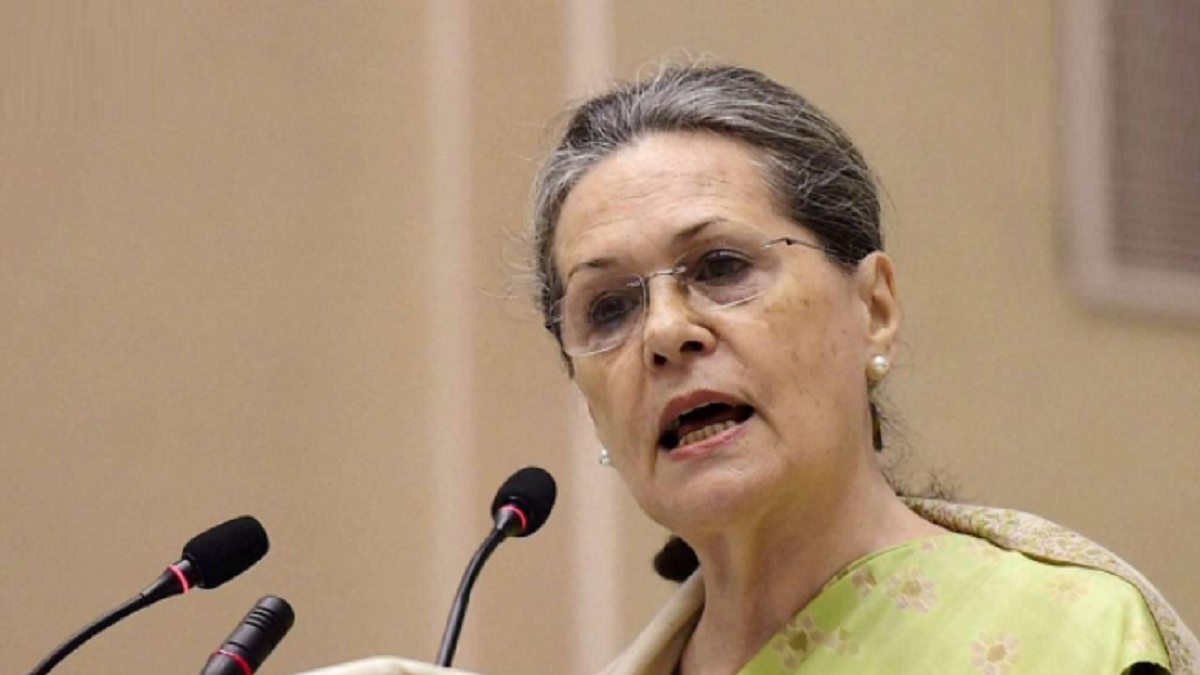 Sonia offers to resign to blunt partymen’s attack