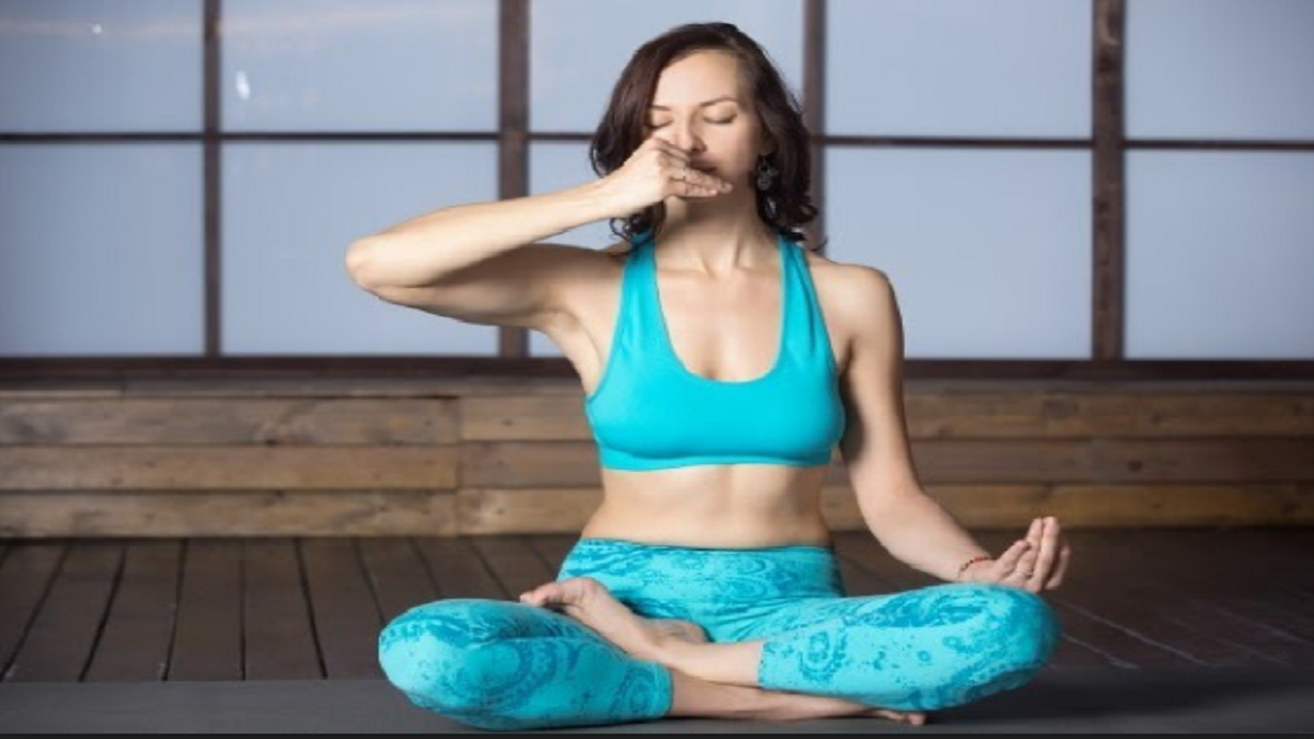 Beginner yoga: 3 asans you can easily do at home
