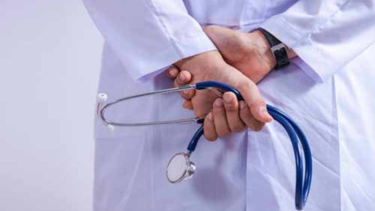 HOLD ONLINE EXAM OR DIRECT PROMOTION: MBBS STUDENTS URGE MAHARASHTRA GOVERNMENT