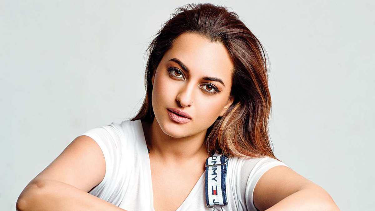 Sonakshi Sinha Gives An Epic Reply To A Fan Asking For Weight Loss Tips The Daily Guardian