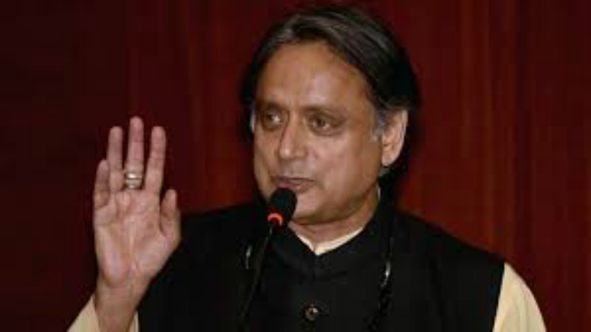 Shashi Tharoor’s Malabar visit divides Congress in Kerala
