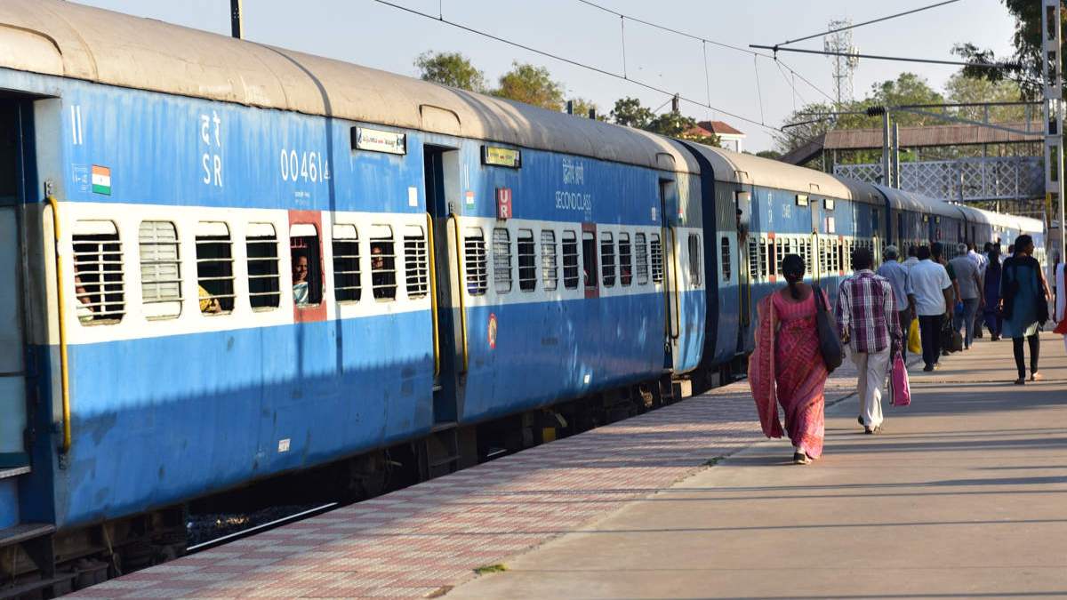 Railways e-auctioned 38 contracts