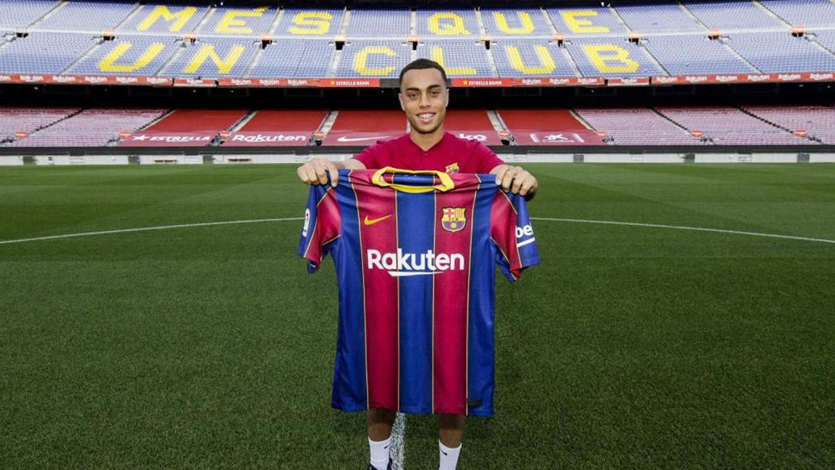 Ace defender Sergino Dest joins Barcelona from Ajax - The Daily Guardian