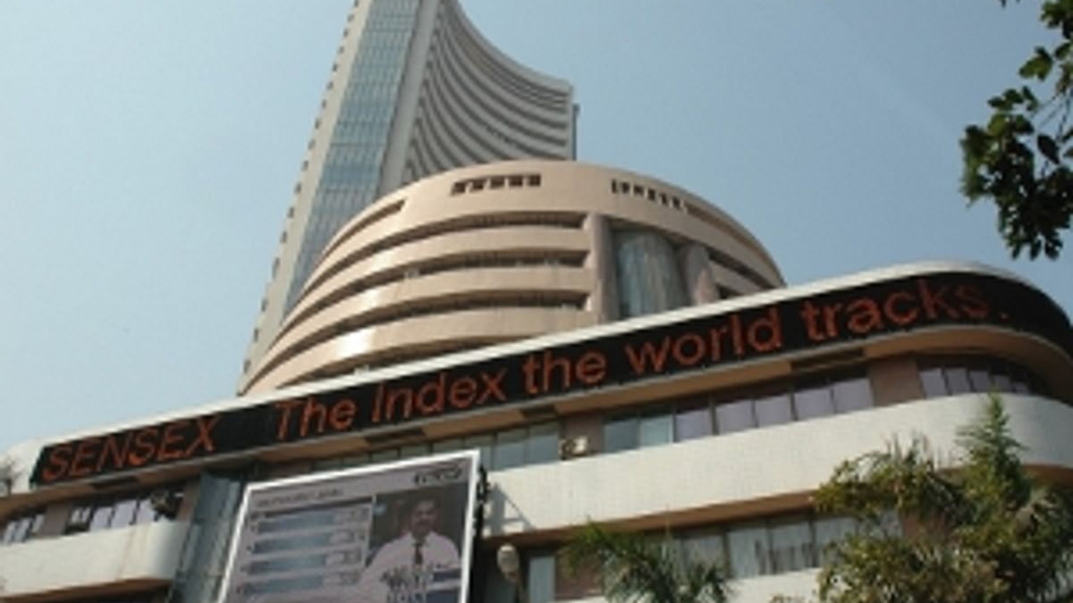 Sensex rises 156 points in morning trading, closing in on the 62k milestone
