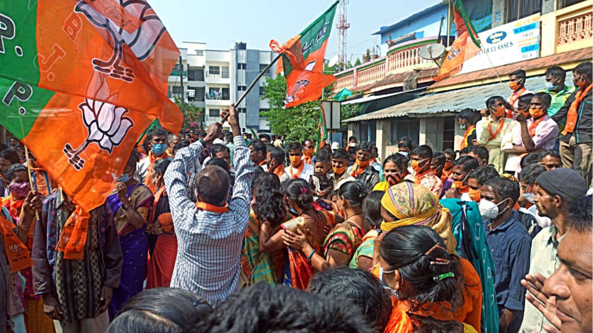 BJP workers celebrate the party’s victory in Gujarat Assembly by-elections, in Ahwa on Tuesday. (ANI Photo)