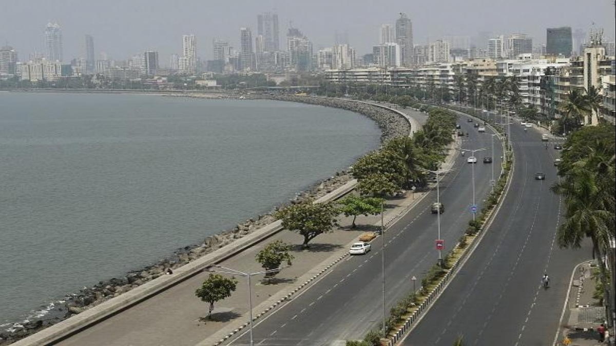 Maharashtra extends curbs till 1 June to contain Covid