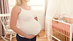 WHAT DOES EMERGENCY USE OF VACCINE MEAN FOR PREGNANT HEALTHCARE WORKERS?