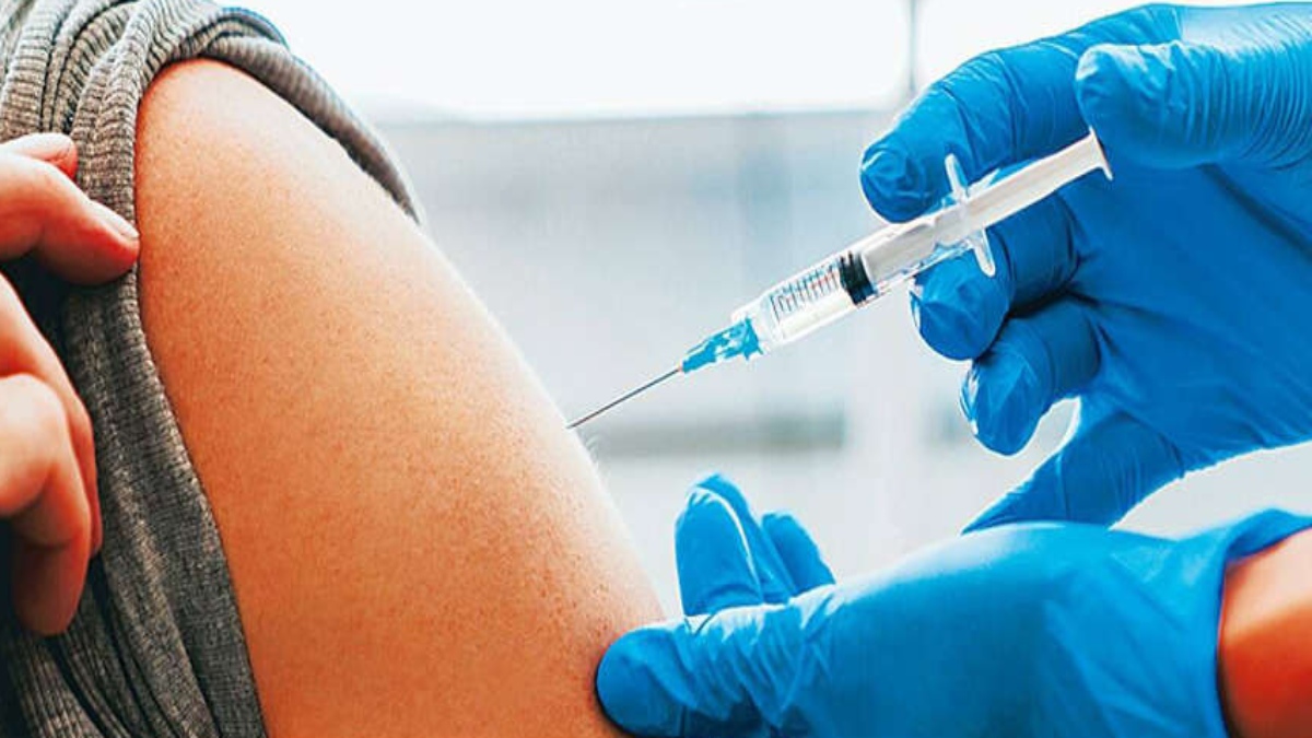 ‘Vaccination doesn’t give you the licence to go without a mask’