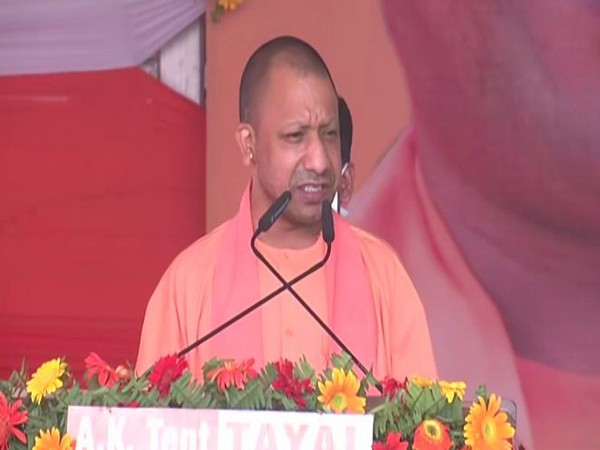 Update: CM Yogi directs rescue ops on ‘war footing’ as wall collapse in Noida