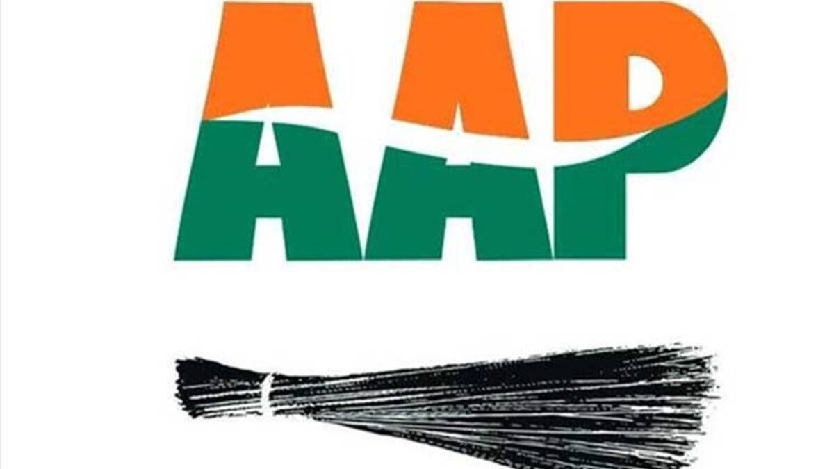 AAP gains in Gujarat at Congress expense