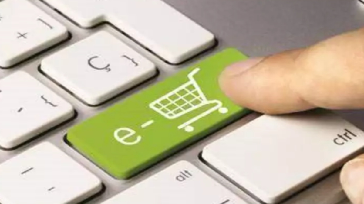 After social media, govt eyes e-commerce firms, ‘flash sales’ may be banned