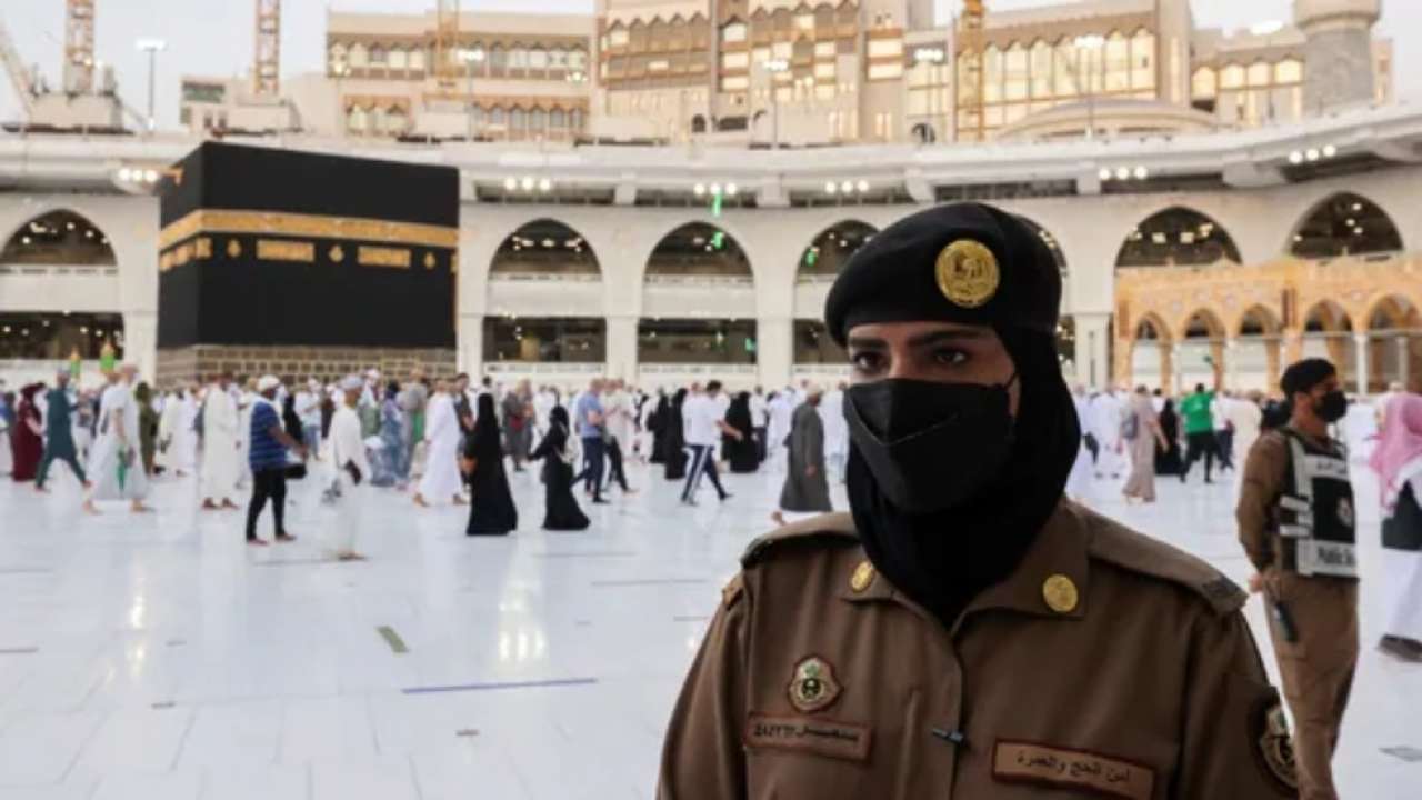 IN A FIRST, SAUDI WOMEN STAND GUARD IN MECCA