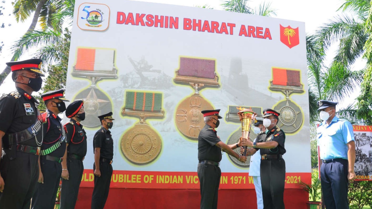 SWARNIM VIJAY VARSH VICTORY FLAME RECEIVED BY ANDAMAN AND NICOBAR COMMAND