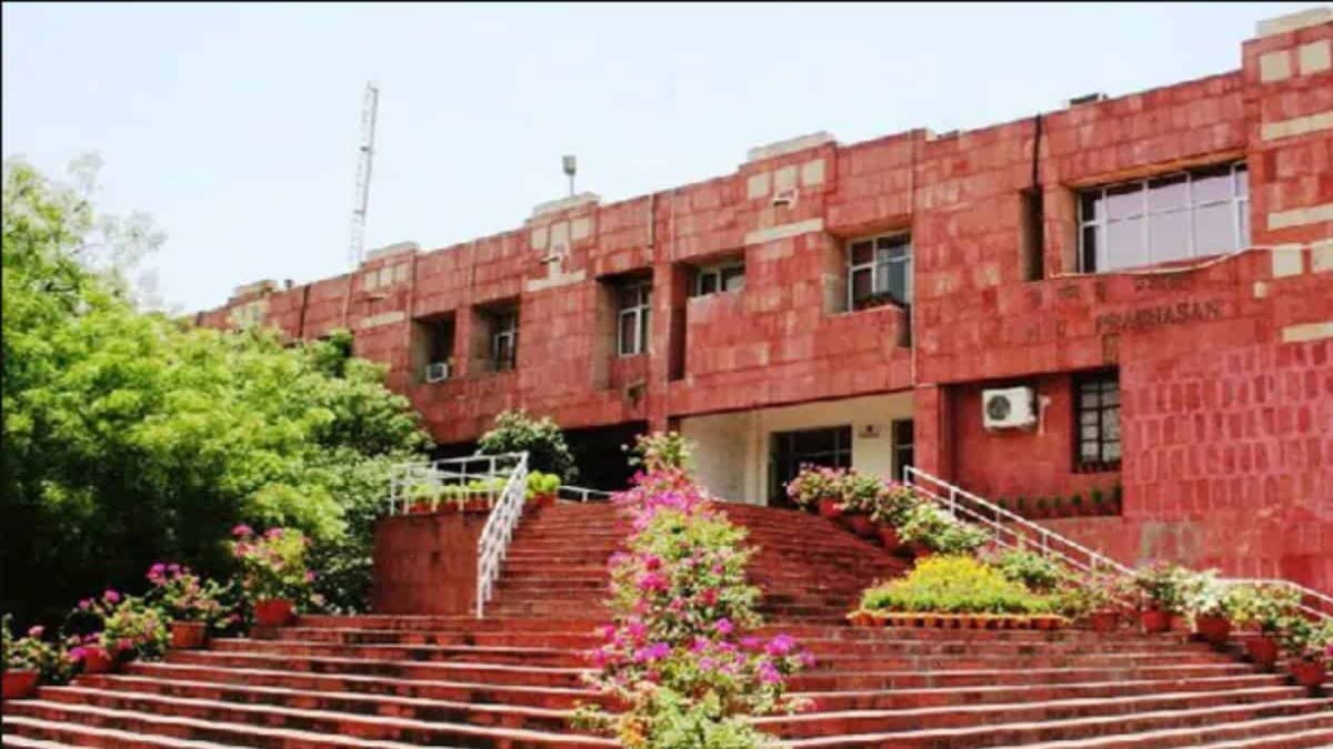 Four students prohibited from JNU campus, after fight on Wednesday