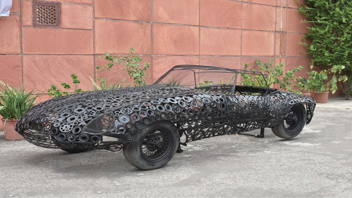 JAIPUR-BASED CARTIST GIVES A SECOND LIFE TO AUTOMOBILE JUNK