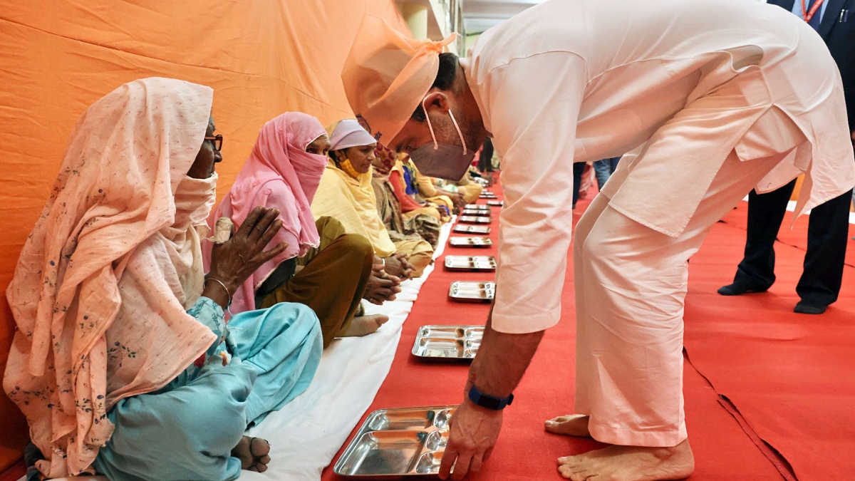 A sudden outpouring of reverence for Sant Ravidas