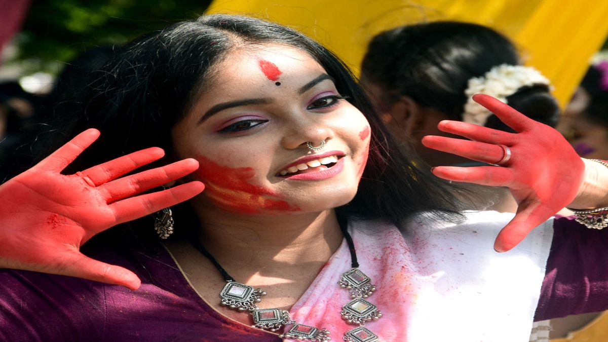 HOLI NIGHT IS FOR WISH FULFILMENT AND THOUGHT MANIFESTATION