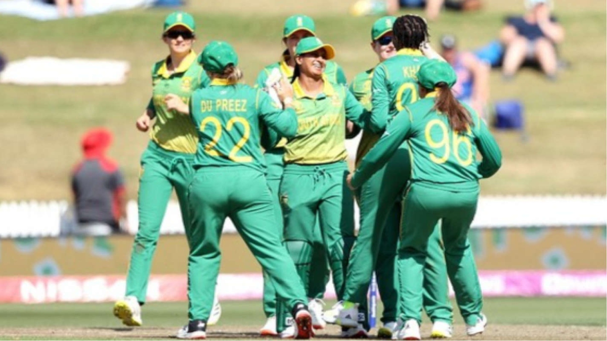 Shabnim, Laura shine as South Africa defeat New Zealand - TheDailyGuardian