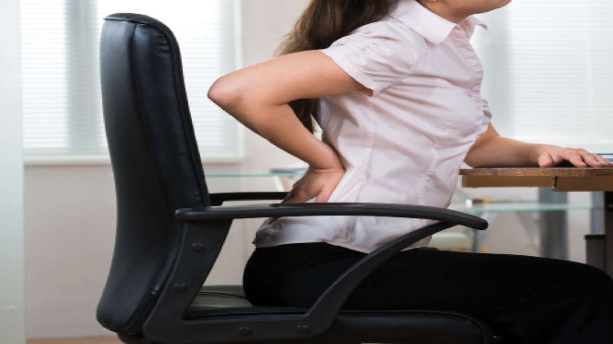 HOW TO MAINTAIN A CORRECT POSTURE