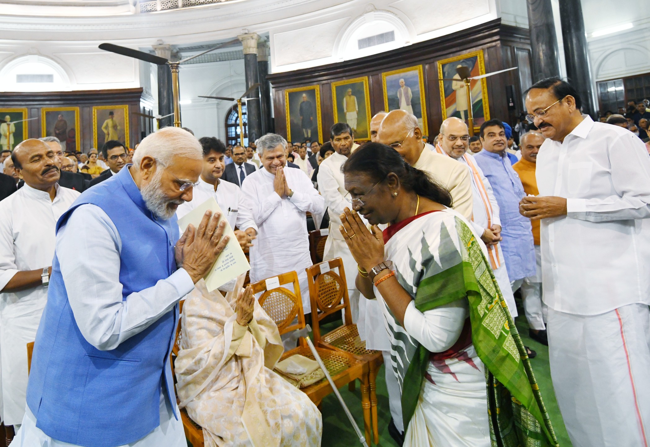 PM Modi and Droupadi Murmu