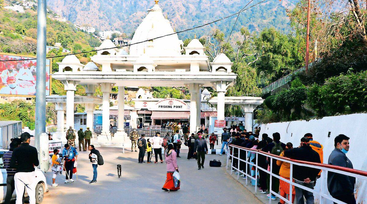 Huge rush witnessed at Mata Vaishno Devi shrine