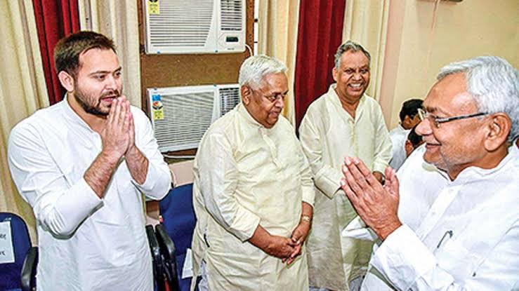 Amid the political crisis in Bihar, RJD meets at Rabri’s residence