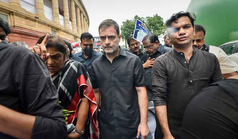 Senior leaders and Rahul Gandhi detained during Congress protest against Center