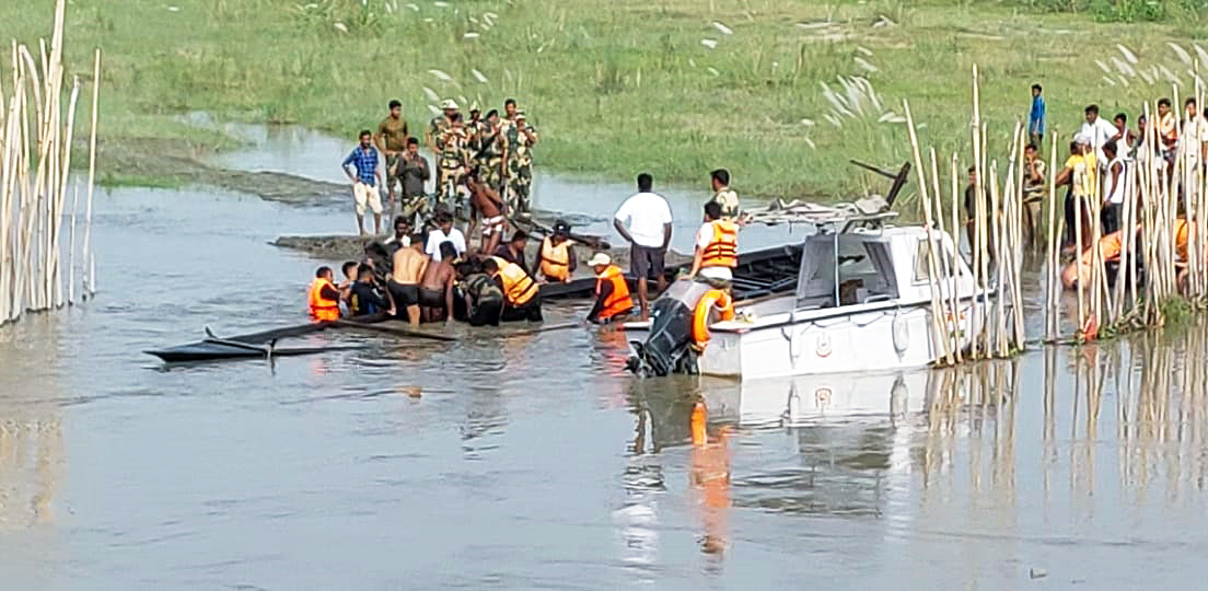 At Least Six Missing After Boat Capsizes In Assams Dhubri The Daily Guardian 3825