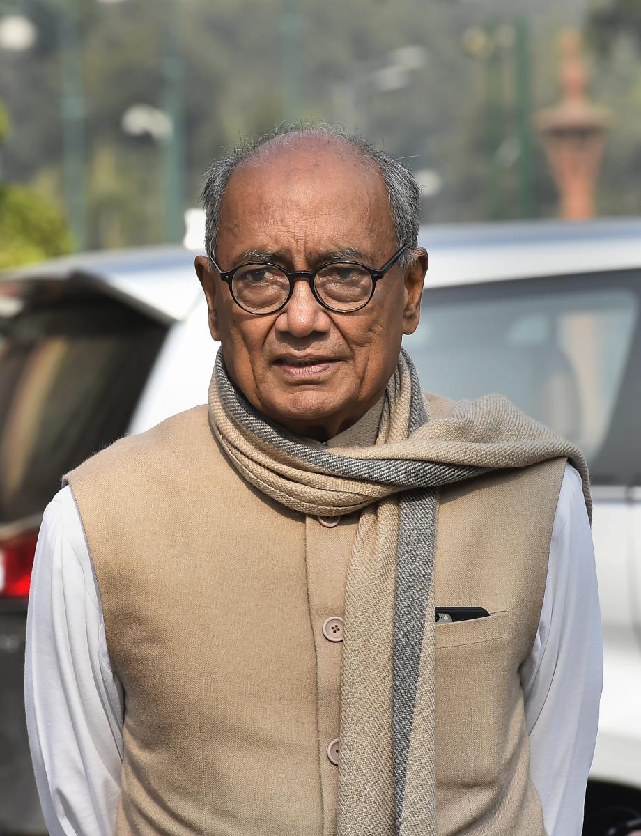 Digvijaya singh opted out of the congress prez poll