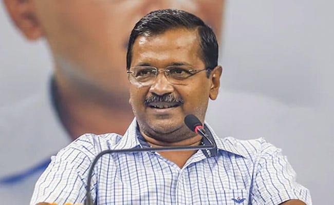 Arvind kejriwal flags off 50 low-floor CNG buses for rural connectivity