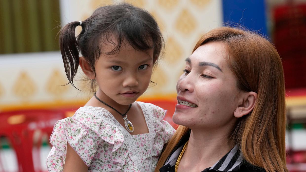 Thailand shooting unscathed: A three-year-old girl survives, ‘Gunman thought she was dead’