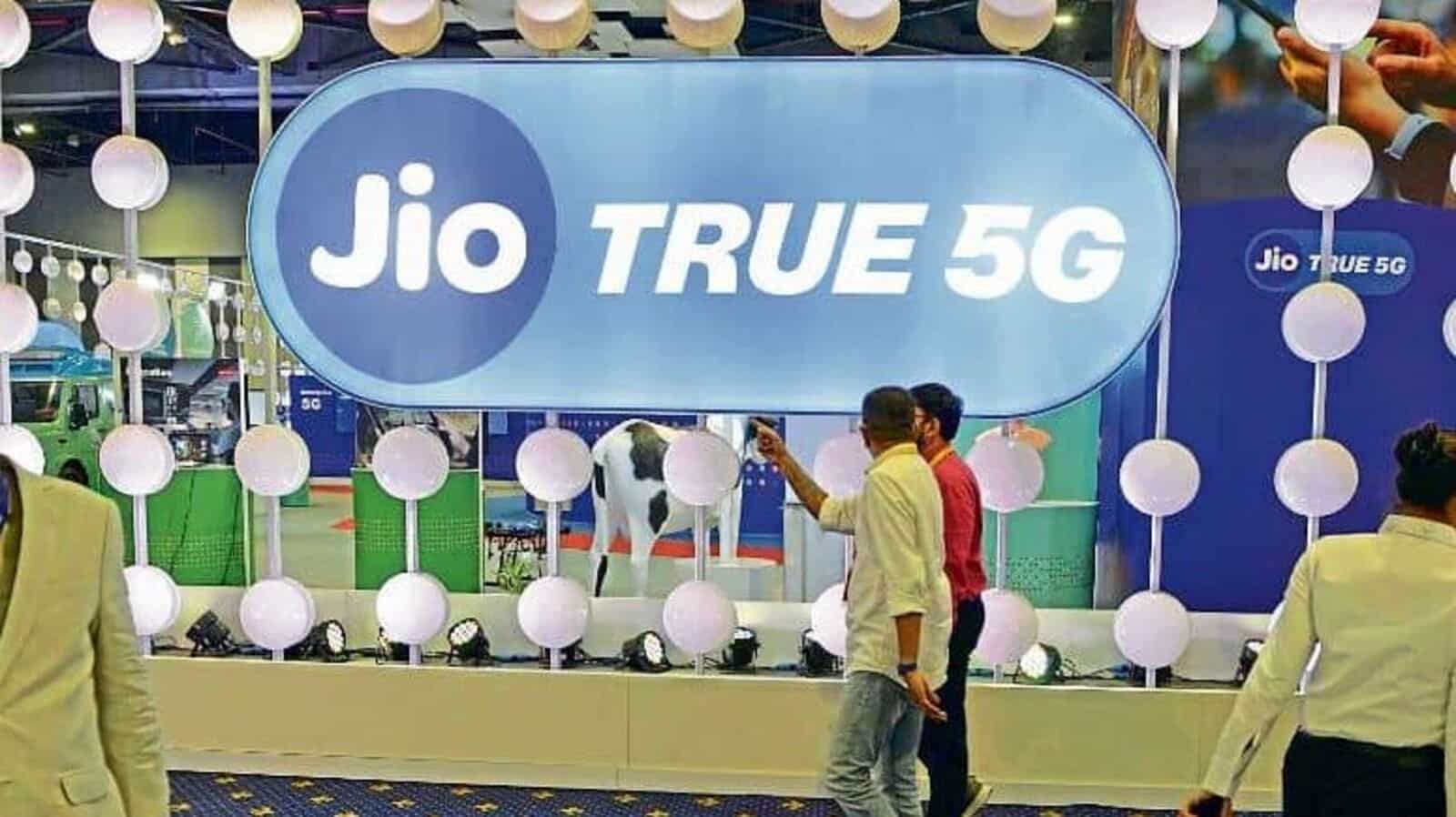 On Dussehra, Reliance launches Jio True 5G in four cities for select customers