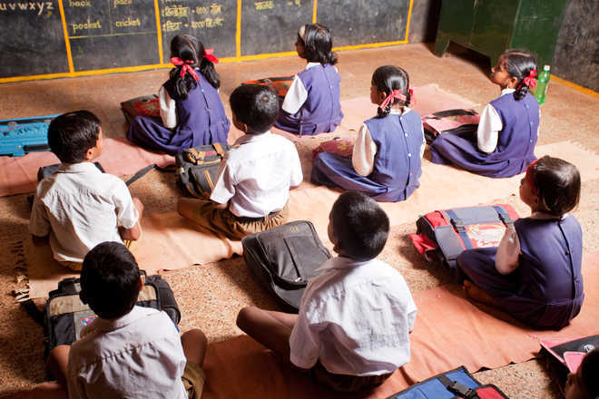 7 students of Bihar government school fall unconscious