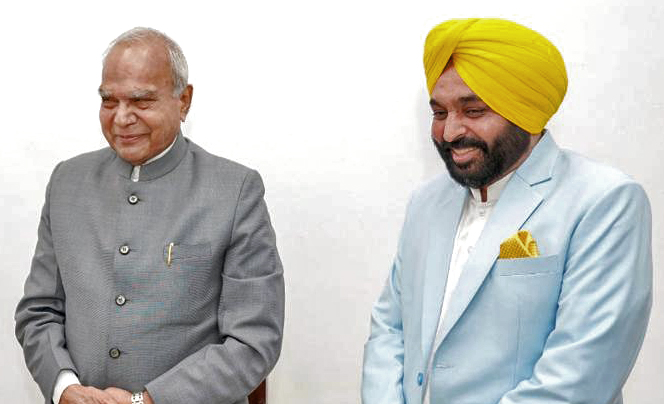 Reply or I will write to President, Punjab Governor warns CM Mann