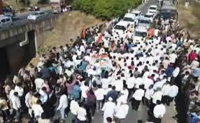 Karnataka-Maharashtra Row: Over 300 protestors stopped at the border