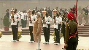 Nation pays homage to the martyrs of 1971 Indo-Pak war on Vijay Diwas