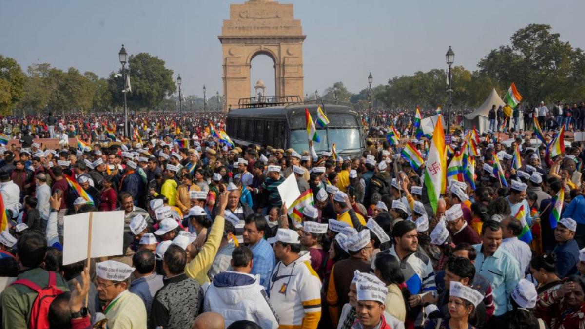 Protest Held In Mumbai On Shri Sammed Shikharji Row